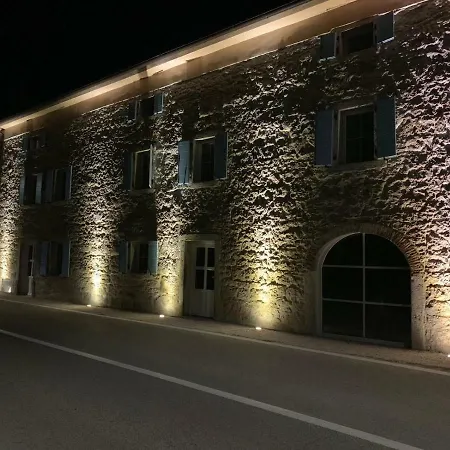 Plazza Leonardo Apartment Vižinada