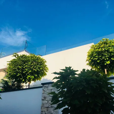 Apartment Plazza Leonardo *